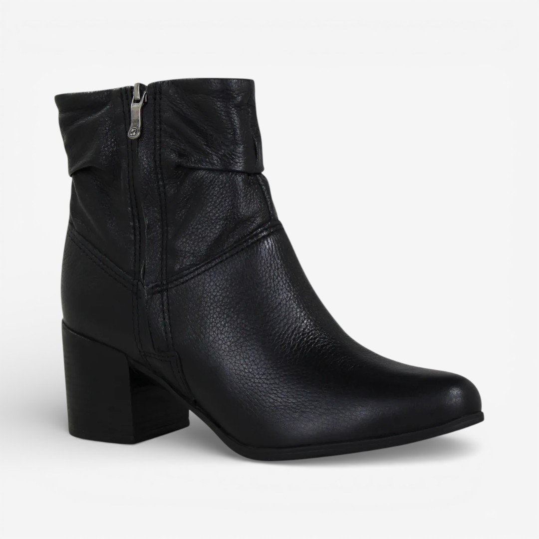 Bota Bottero Cano Curto Em Couro Preto