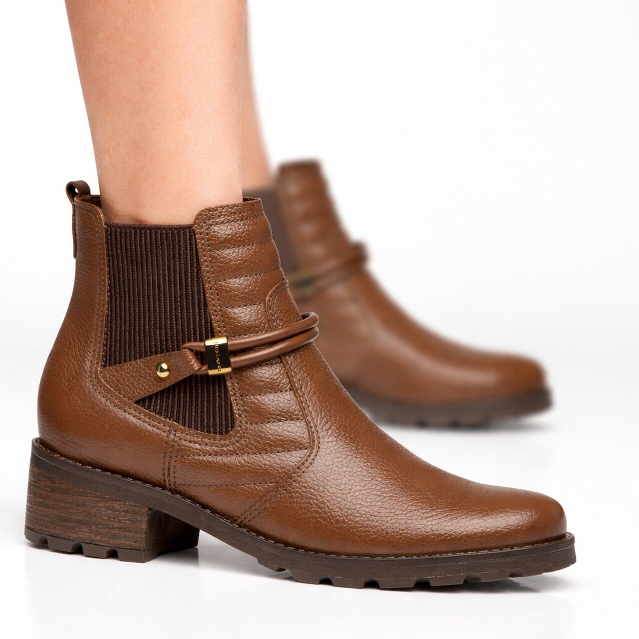 Bota Chelsea Pegada Em Couro Marrom Marrom 2