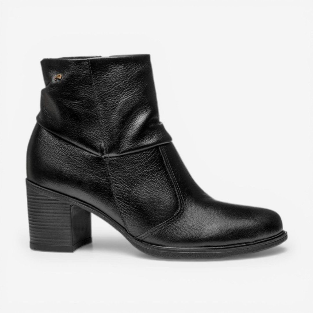 Bota Slouchy Pegada Em Couro Preto