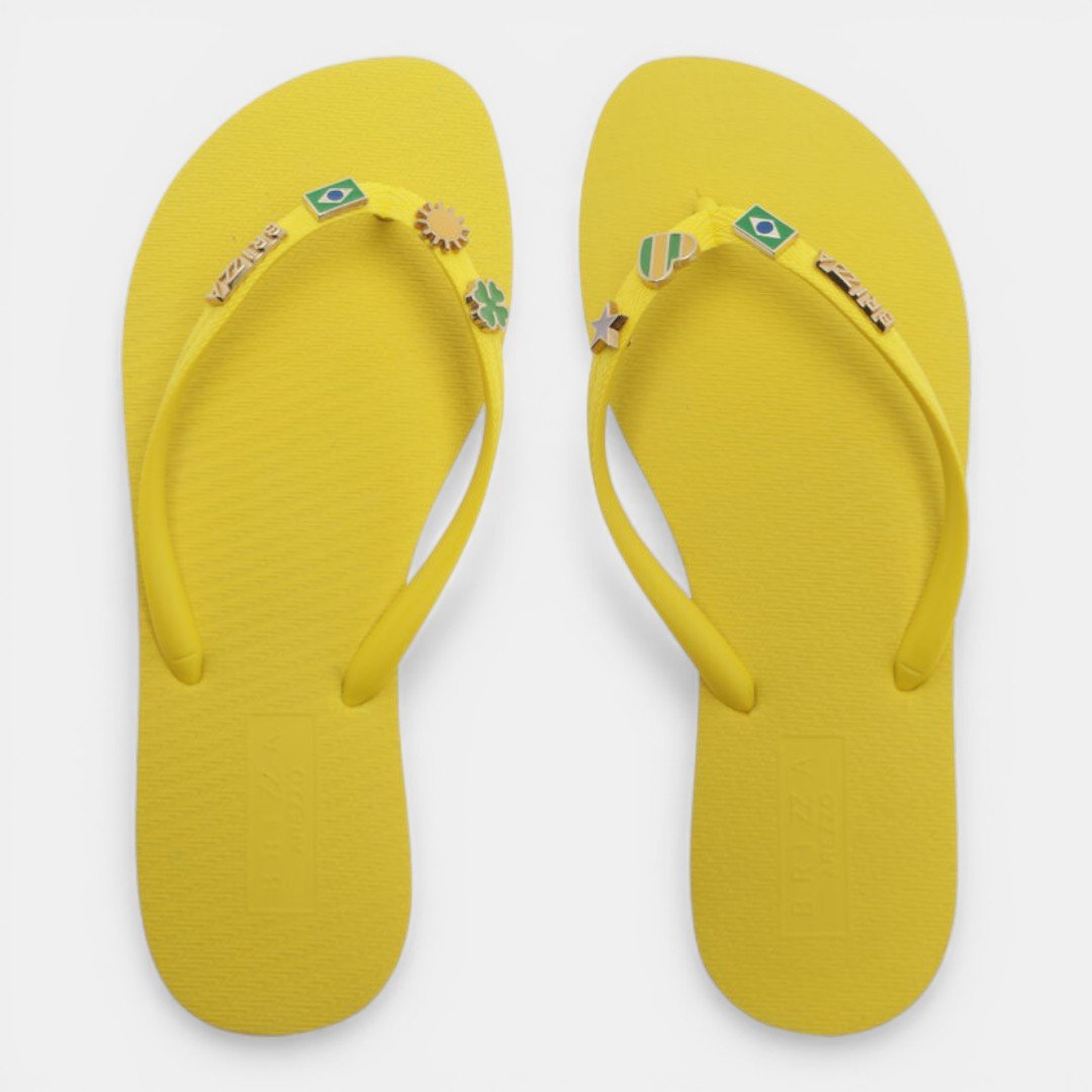 Chinelo Brizza Arezzo Essential com Pins Brasil Amarelo