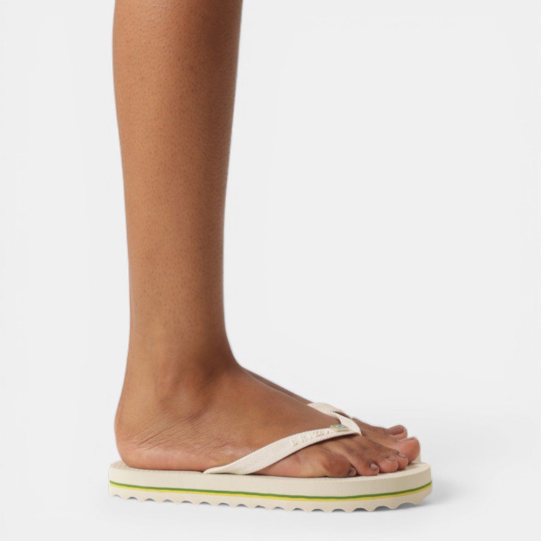 Chinelo De Dedo Flatform Brizza Arezzo Branco Branco 3