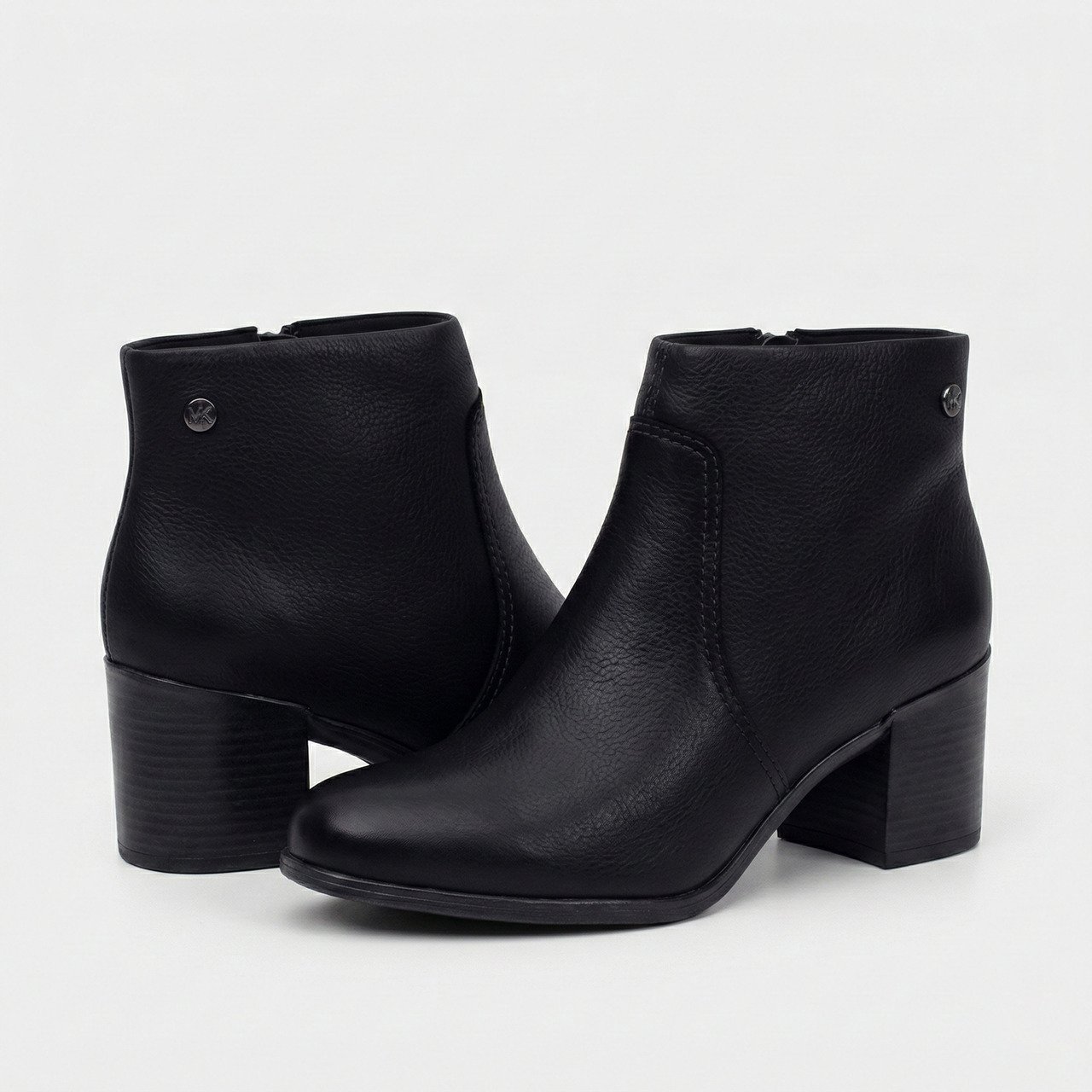 Bota Bottero Cano Curto Em Couro Preto Preto 3