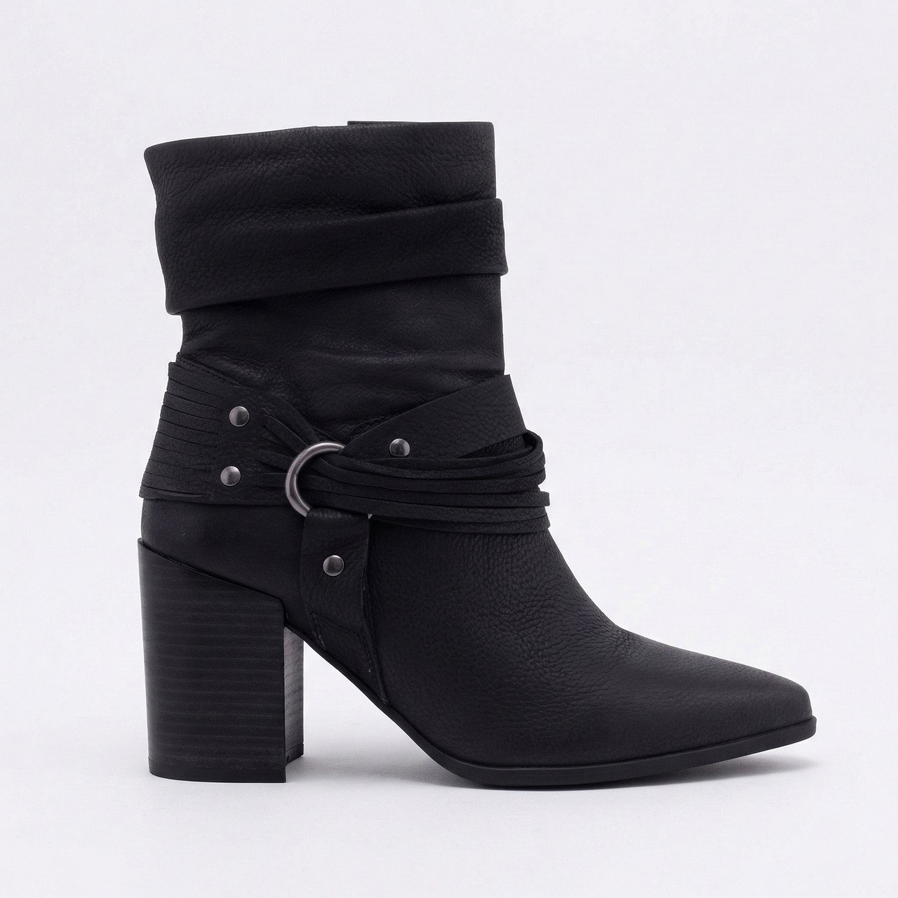 Bota Bottero Western Cano Curto Em Couro Preto