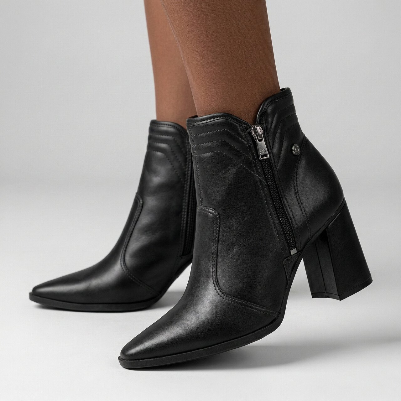 Bota Dakota Cano Curto Preta Preto 2