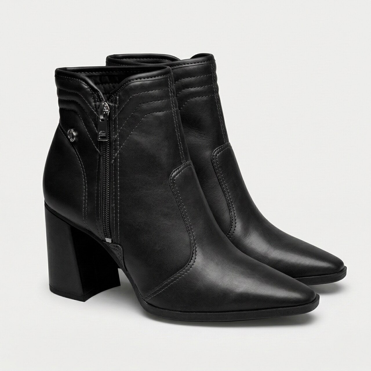 Bota Dakota Cano Curto Preta Preto 3