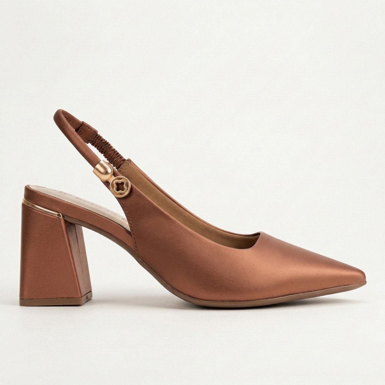 Scarpin Slingback Bebecê Caramelo