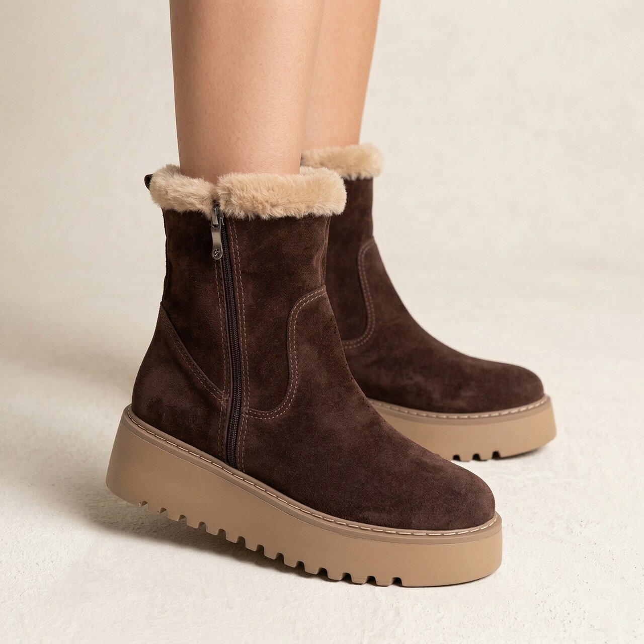 Bota Ugg Bottero Feminina Em Couro Café Café 2