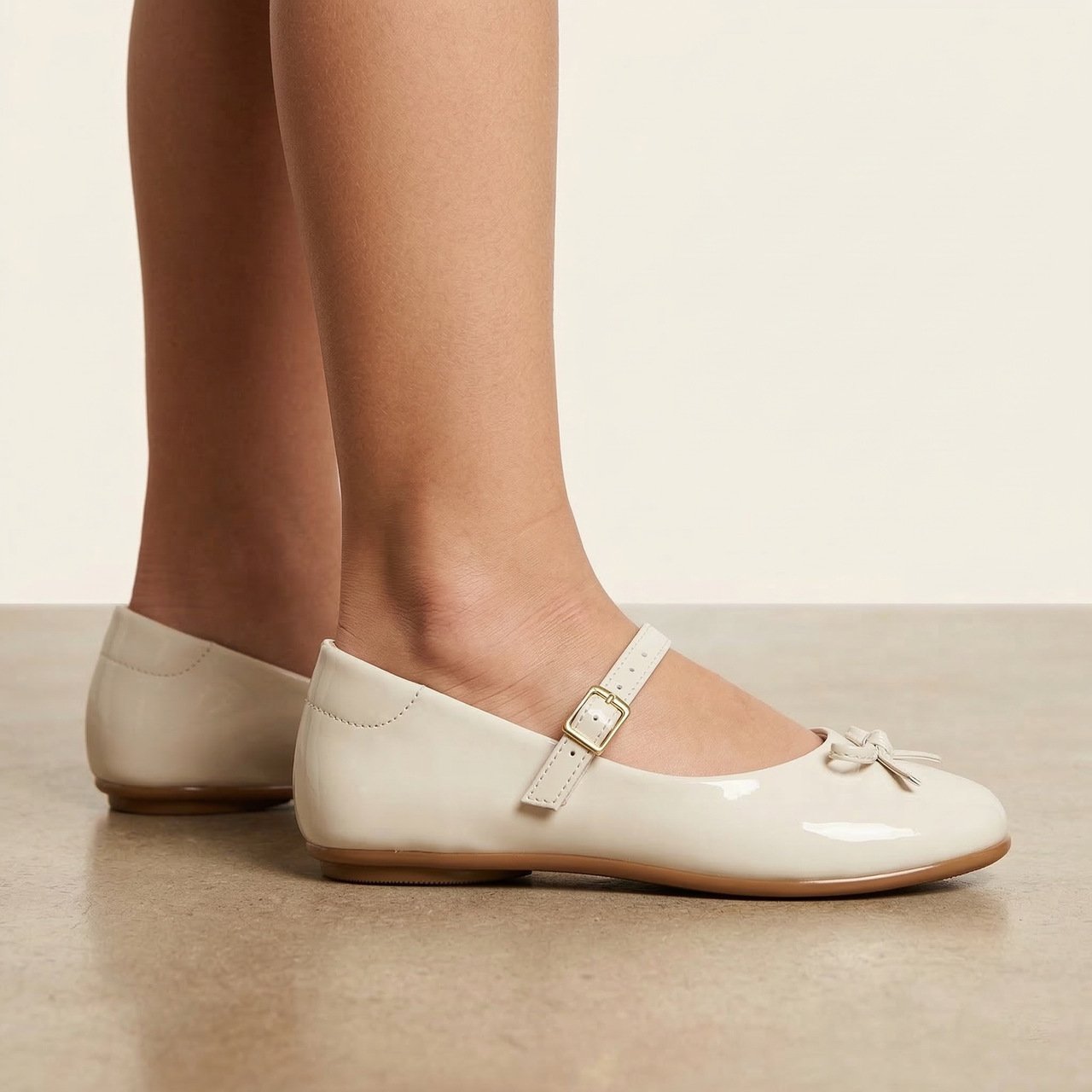 Sapatilha Molekinha Infantil Verniz Branco Off Branco 2