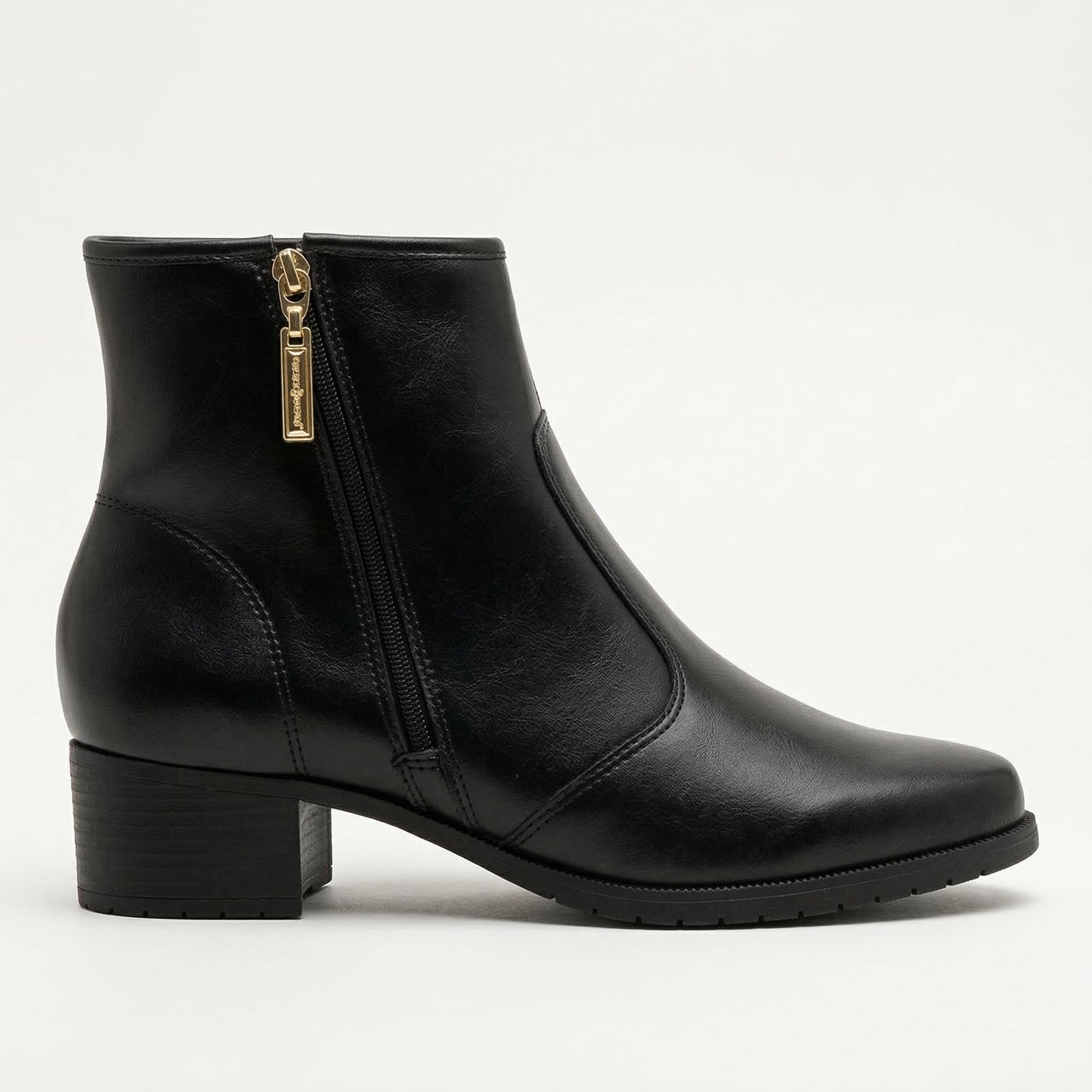 Bota Moleca Cano Curto Preta