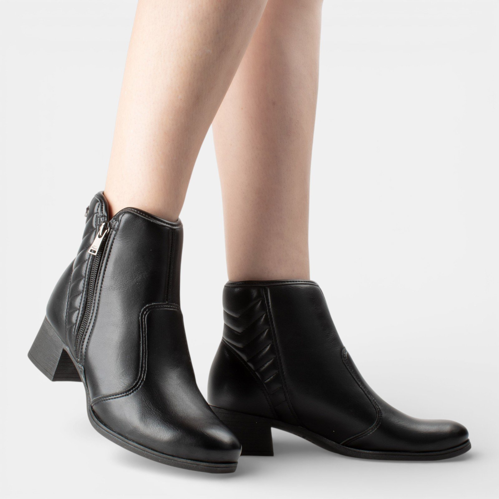 Bota Dakota Cano Curto Preta Preto 3