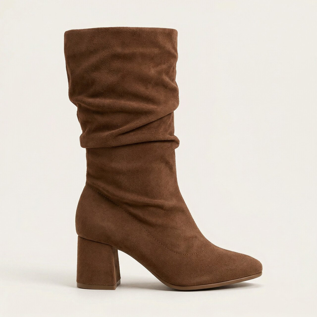 Bota Slouchy Beira Rio Salto Bloco Camurça Caramelo