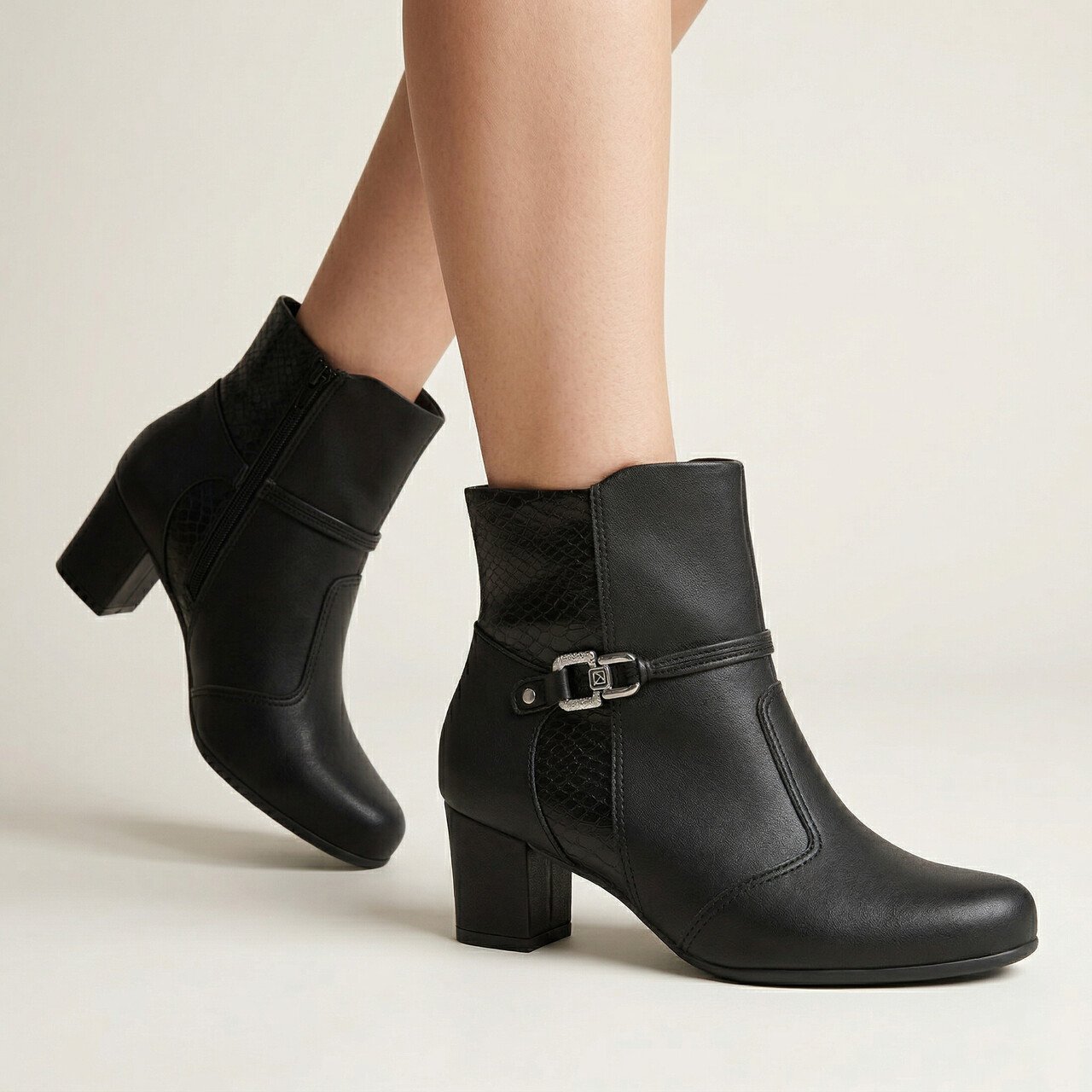 Bota Piccadilly Cano Curto Salto Bloco Preta Preto 2