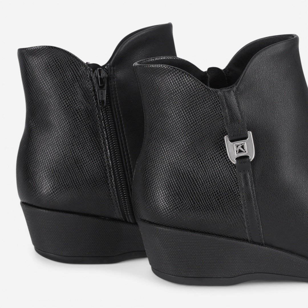Bota Piccadilly Cano Curto Anabela Preta Preto 3