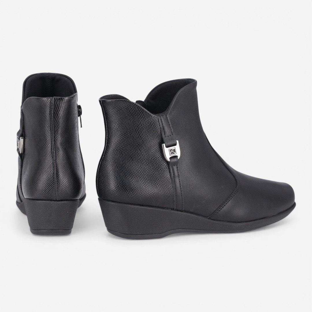 Bota Piccadilly Cano Curto Anabela Preta Preto 5