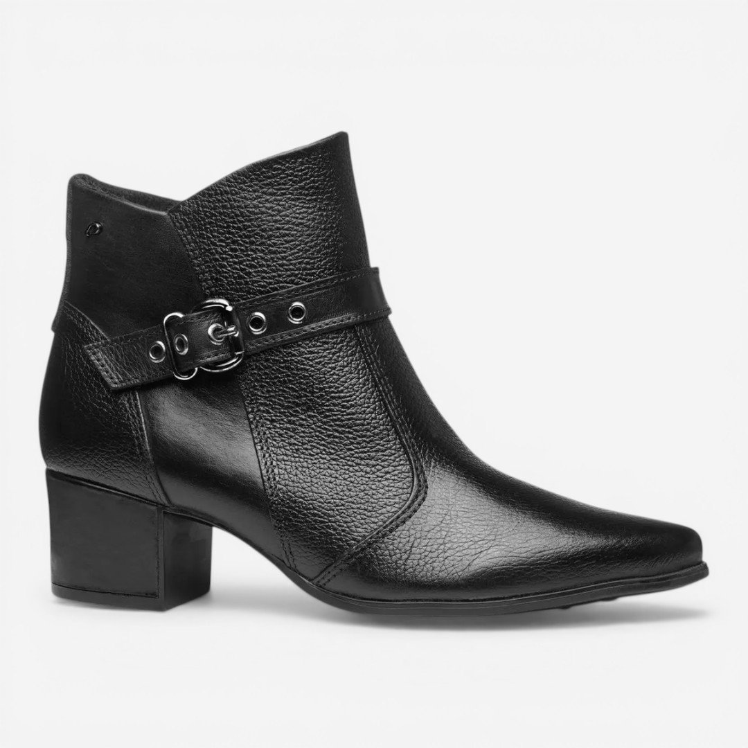 Bota Pegada Cano Curto Em Couro Preto
