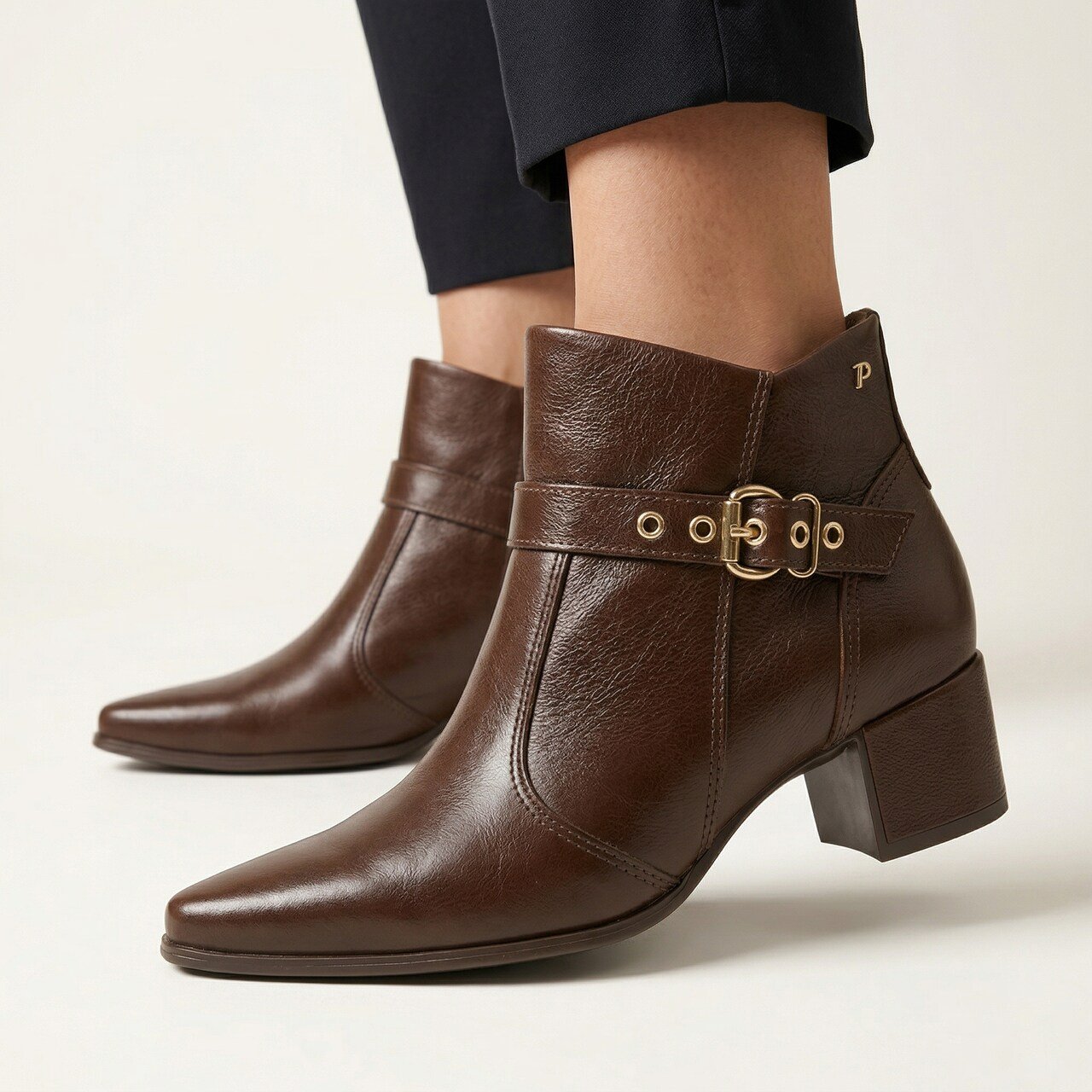 Bota Pegada Cano Curto Em Couro Marrom Marrom 2