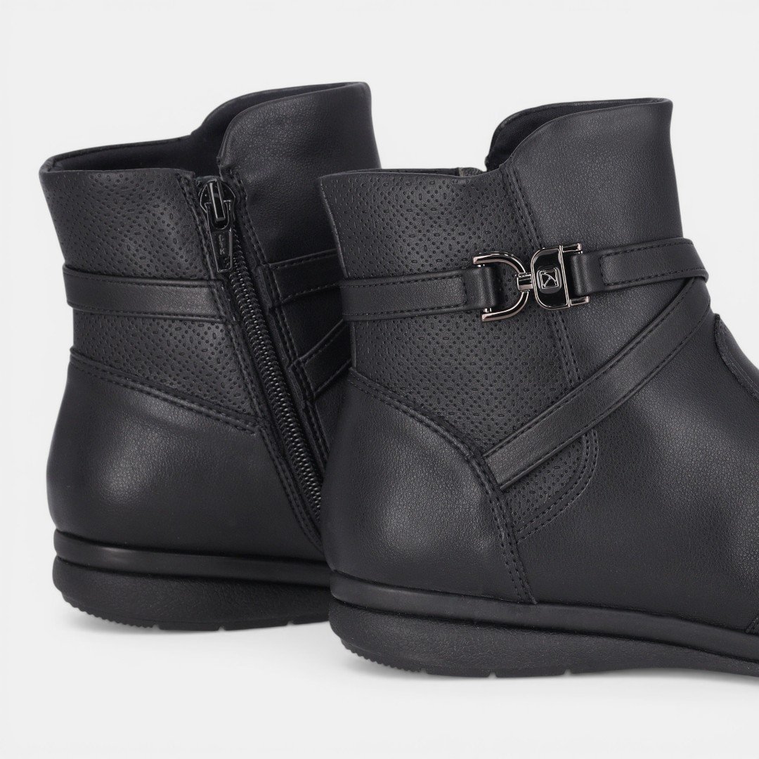 Bota Piccadilly Rasteira Feminina Preta Preto 4