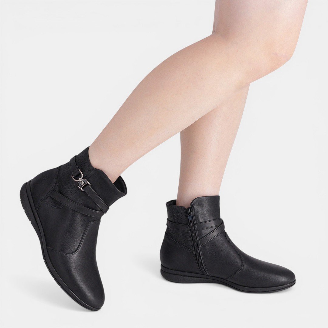 Bota Piccadilly Rasteira Feminina Preta Preto 6