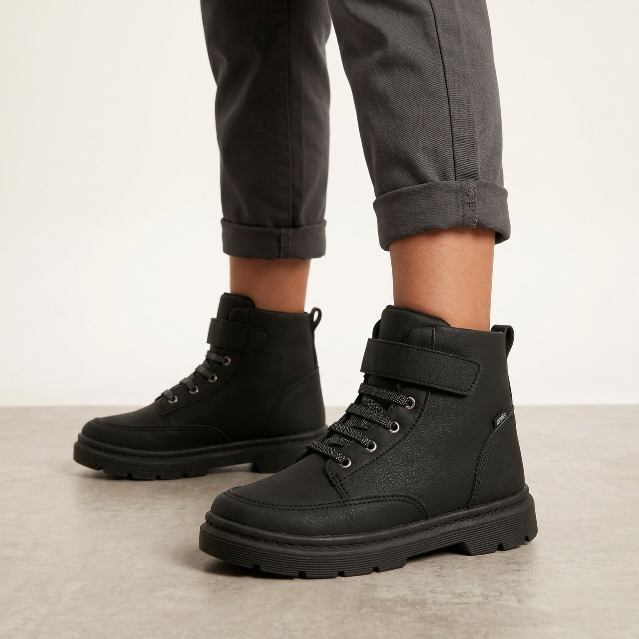Coturno Klin London Infantil Preto Preto 2