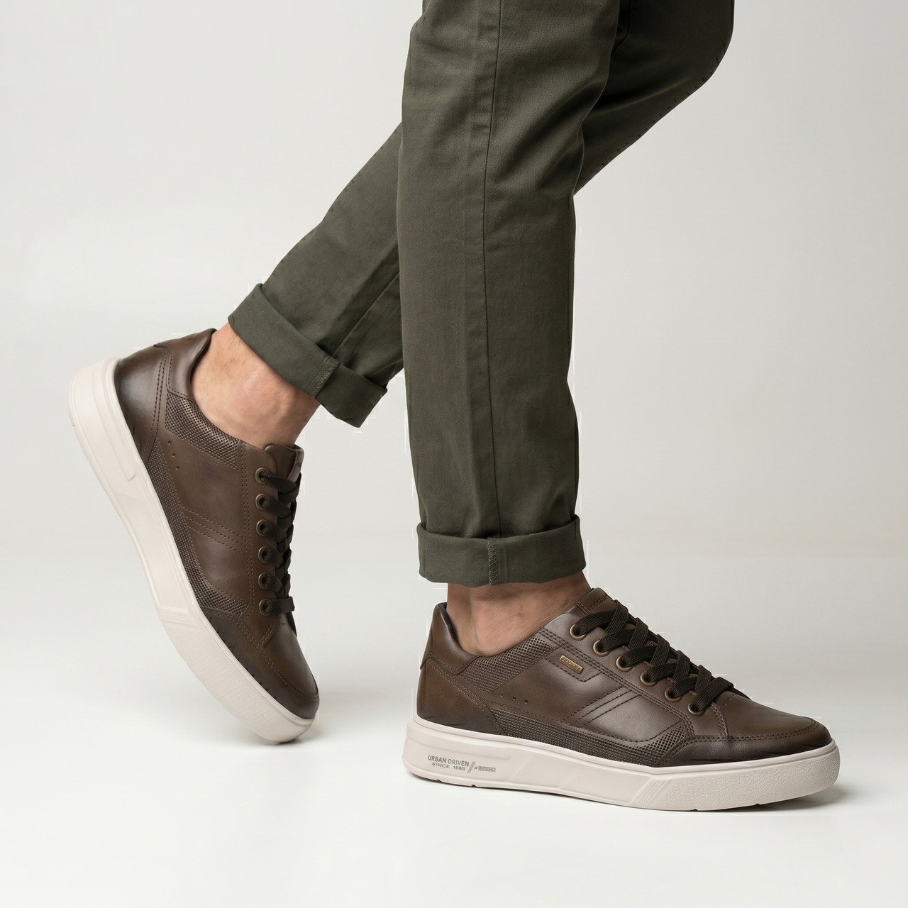 Tênis Casual Pegada Masculino Em Couro Marrom Marrom 2