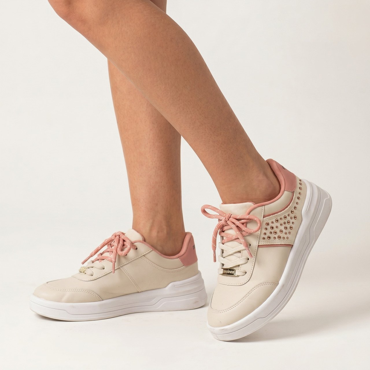 Tênis Moleca Ana Castela Off White com Rosa Bege 2