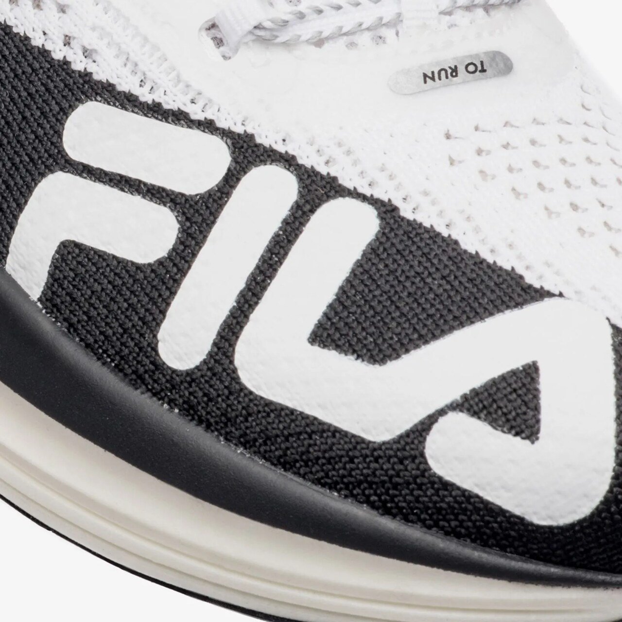 Tênis Fila Racer Speedzone Masculino Branco com Preto Branco/Preto 9