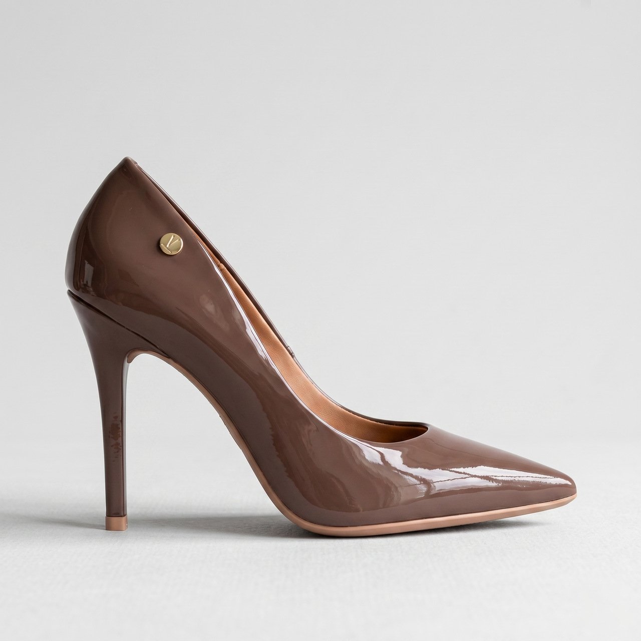 Sapato Scarpin Vizzano Salto Alto Verniz Marrom Chocolate