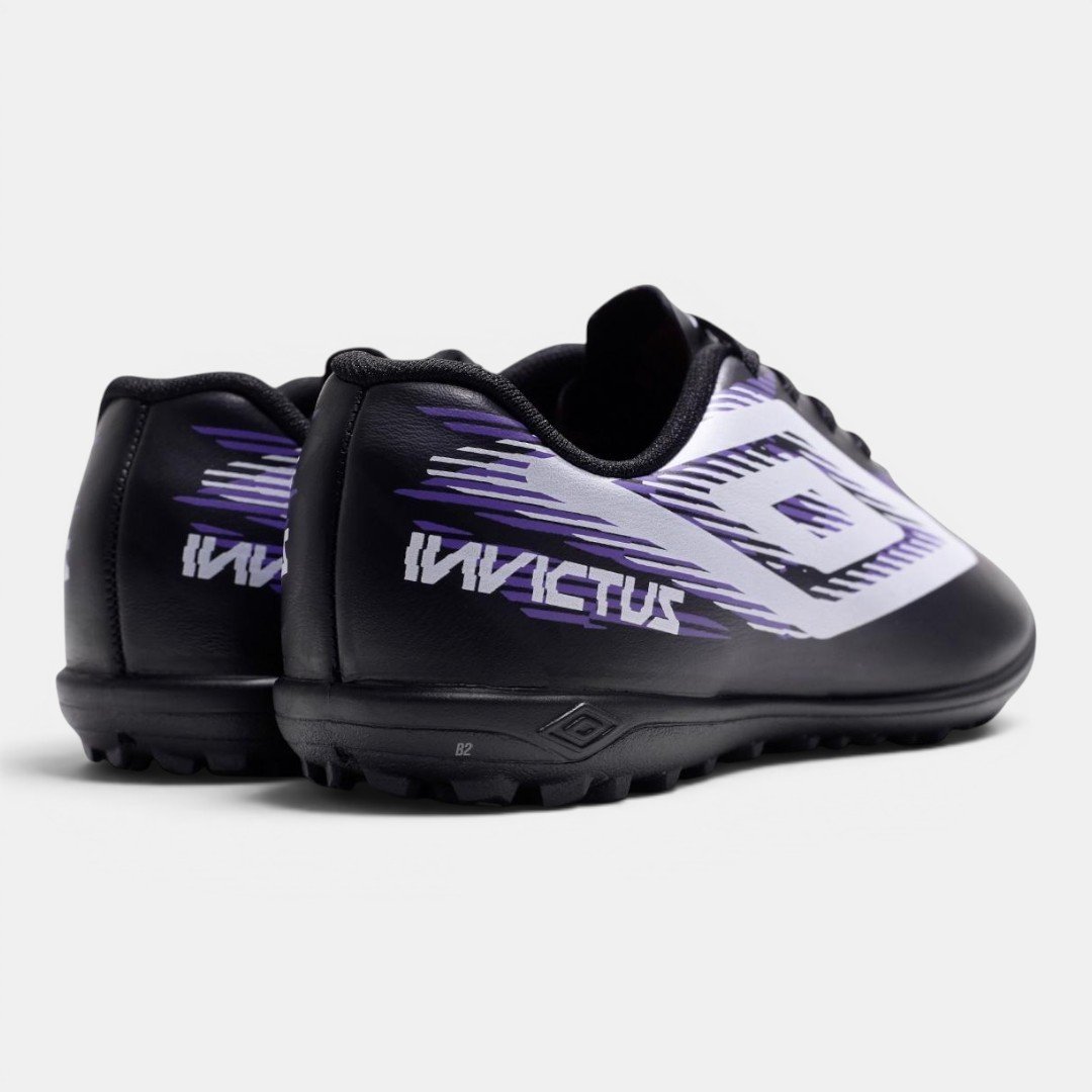 Chuteira Society Umbro Invictus Preta com Roxo Preto/Roxo 3