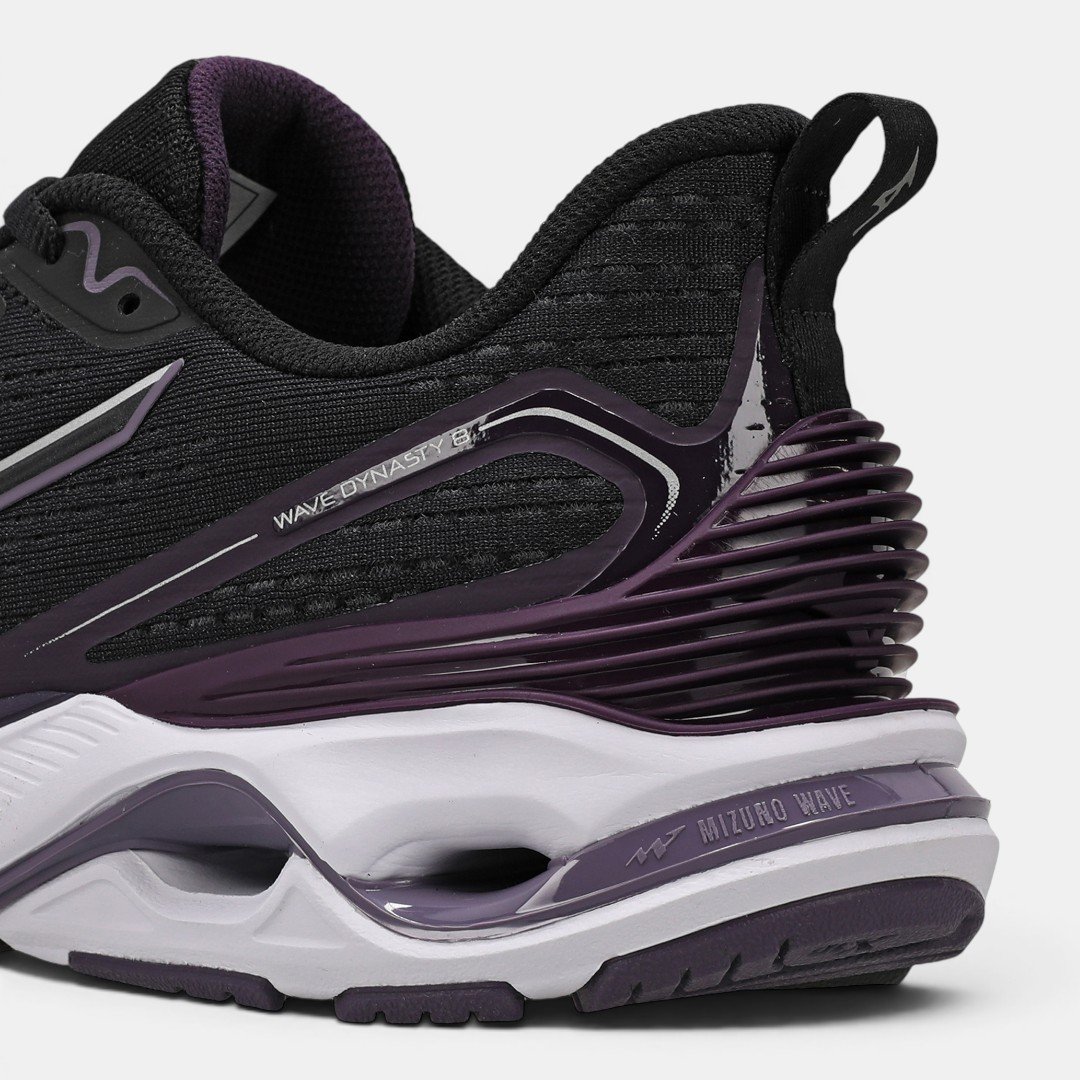 Tênis De Corrida Mizuno Wave Dynasty 8 Preto com Roxo Preto/Roxo 8