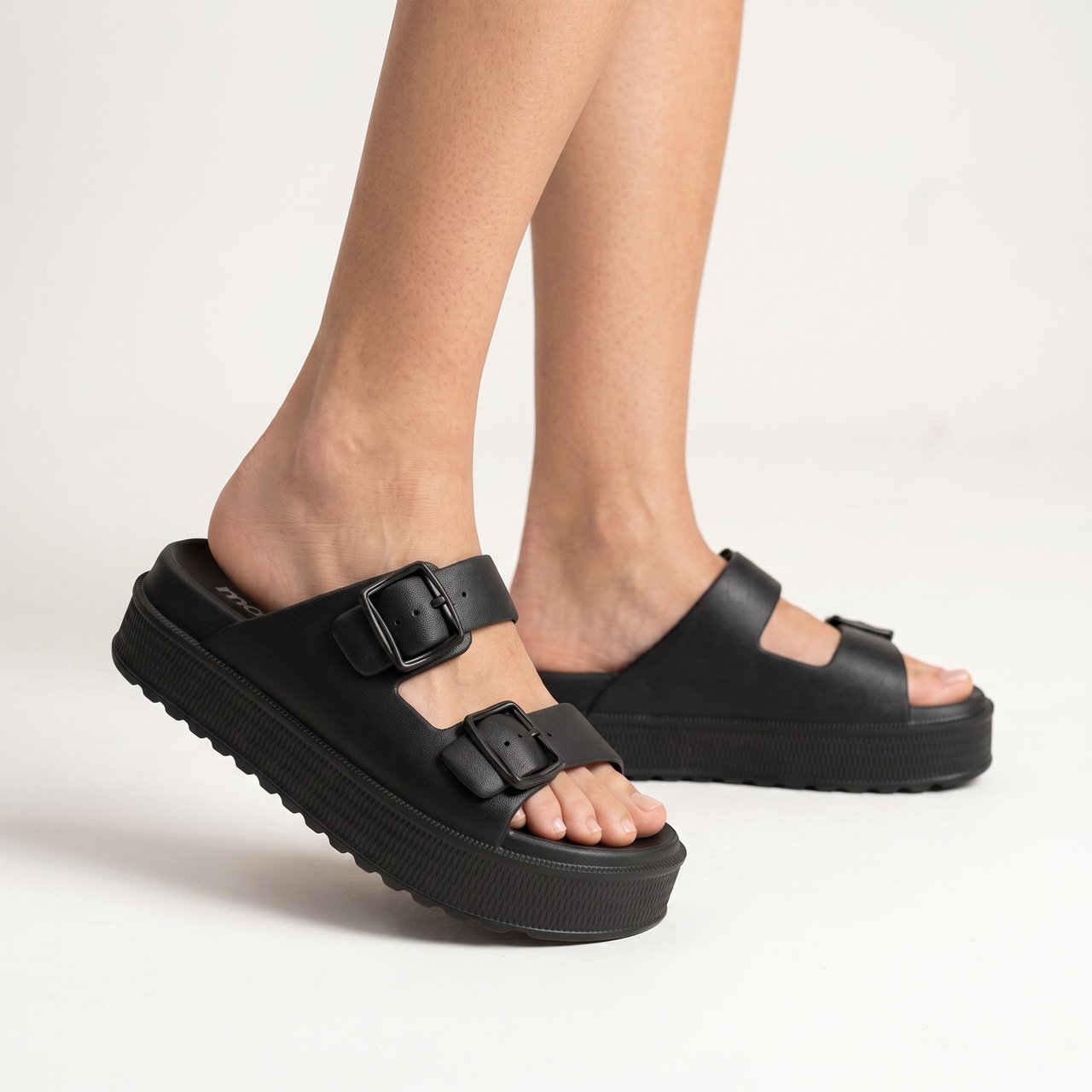 Tamanco Plataforma Moleca Preto Preto 2