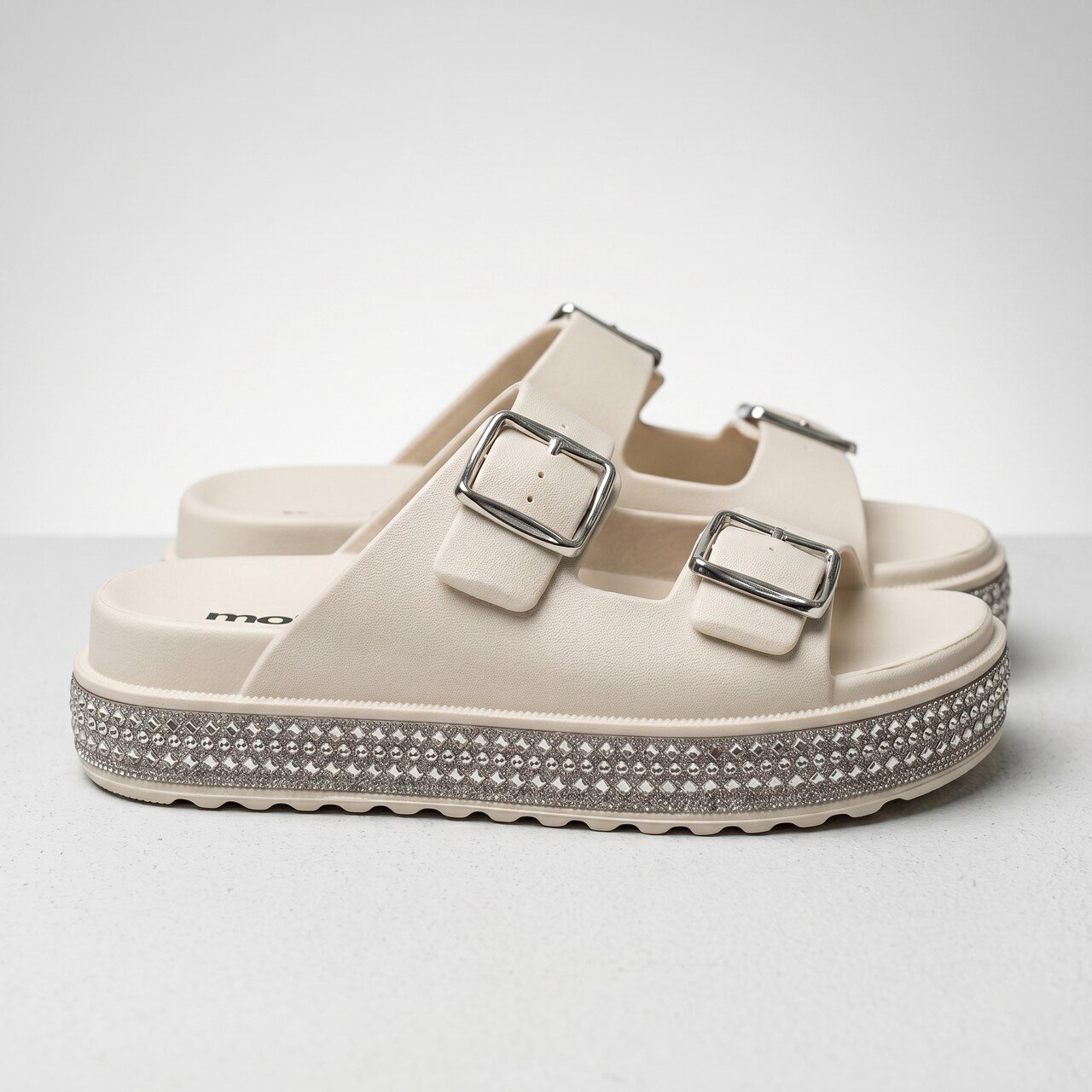 Tamanco Plataforma Moleca Ana Castela Off White Branco 3