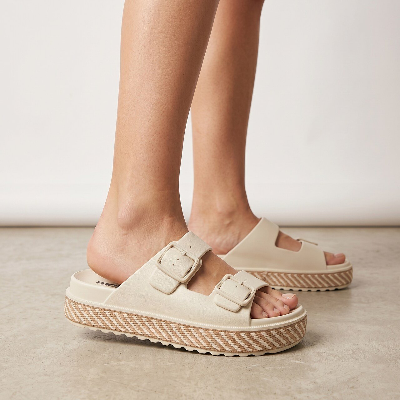 Tamanco Plataforma Moleca Off White Branco 2