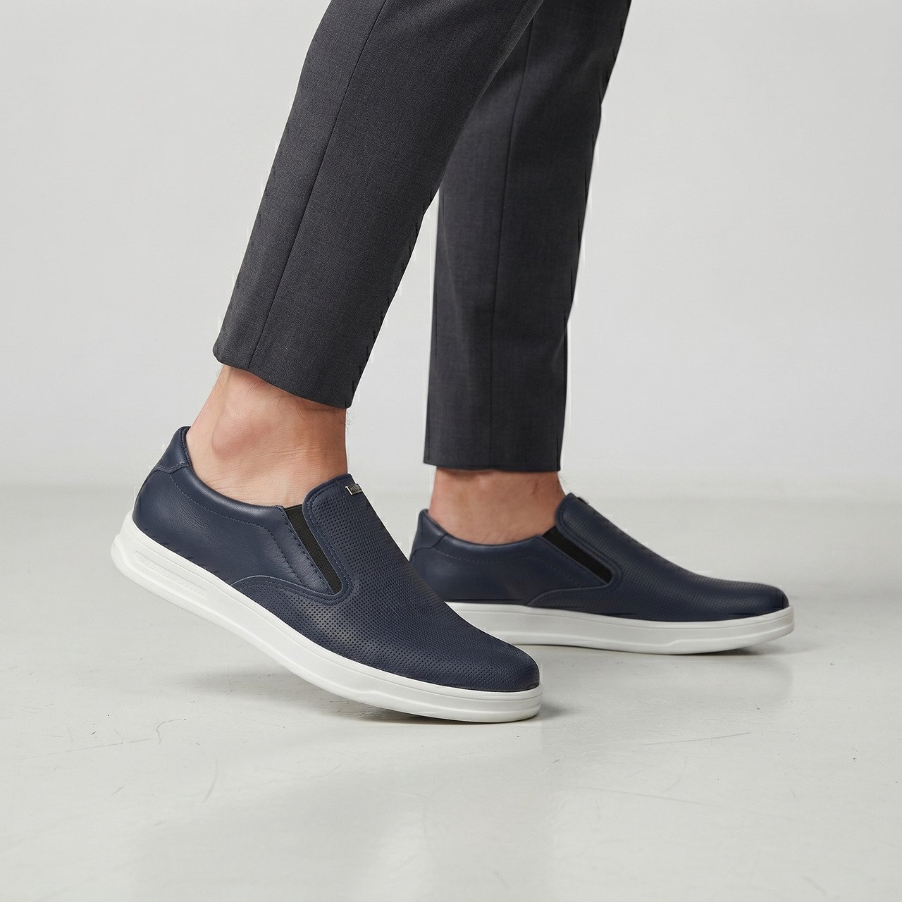 Tênis Casual Pegada Slip On Masculino Em Couro Azul Marinho Azul 3