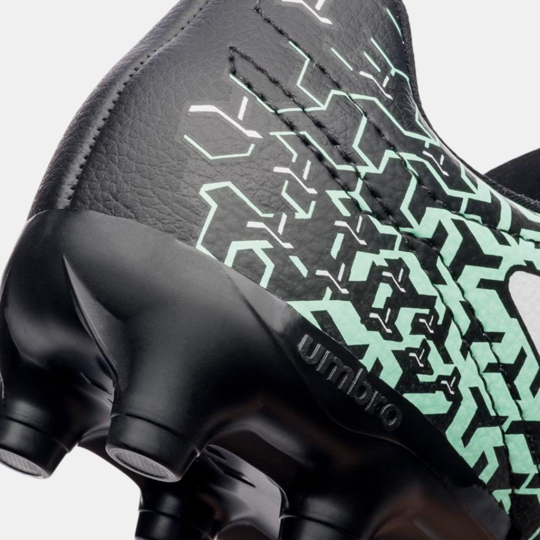 Chuteira De Campo Adulto Umbro Class Neo Preta Preto 8