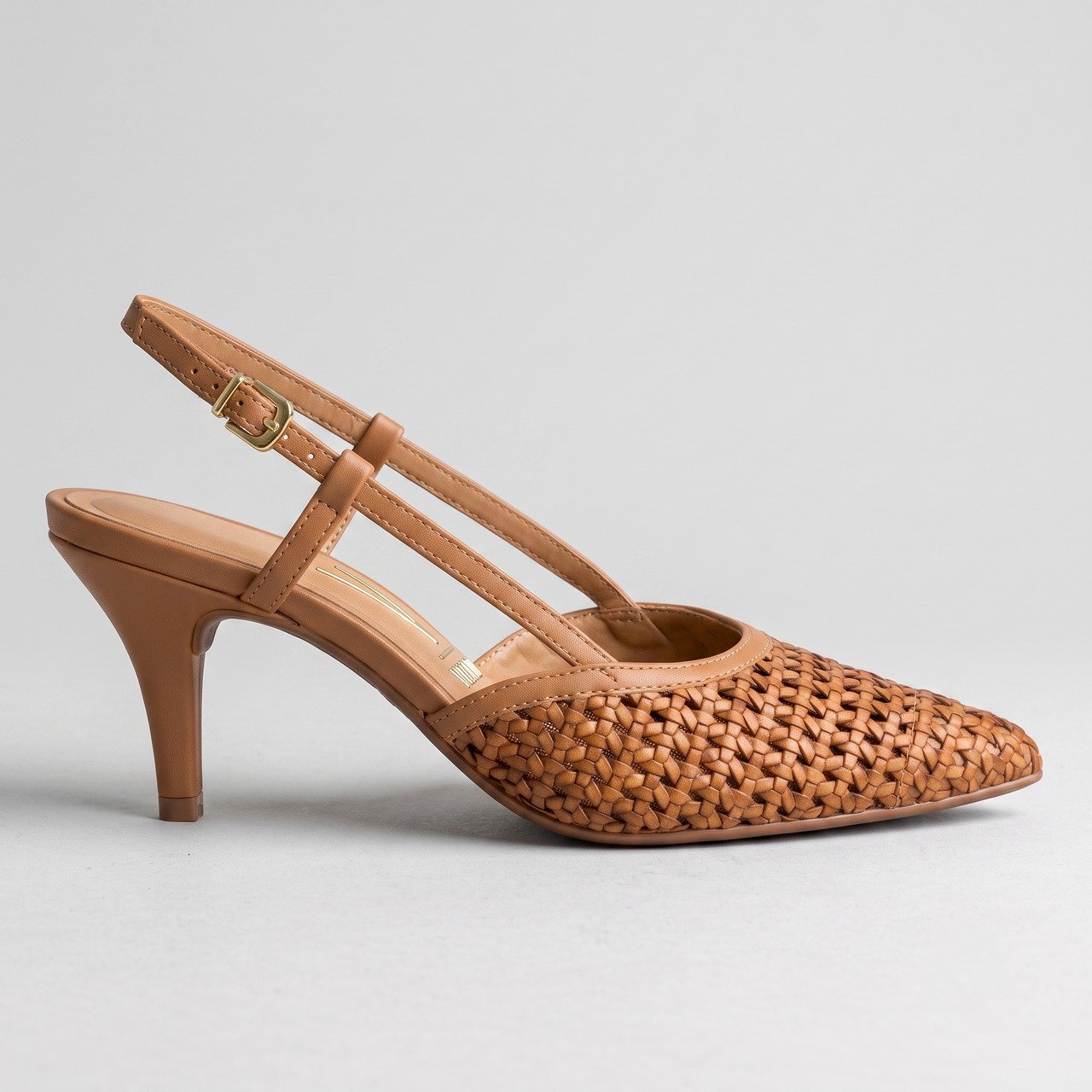 Scarpin Slingback Vizzano Tramado Caramelo