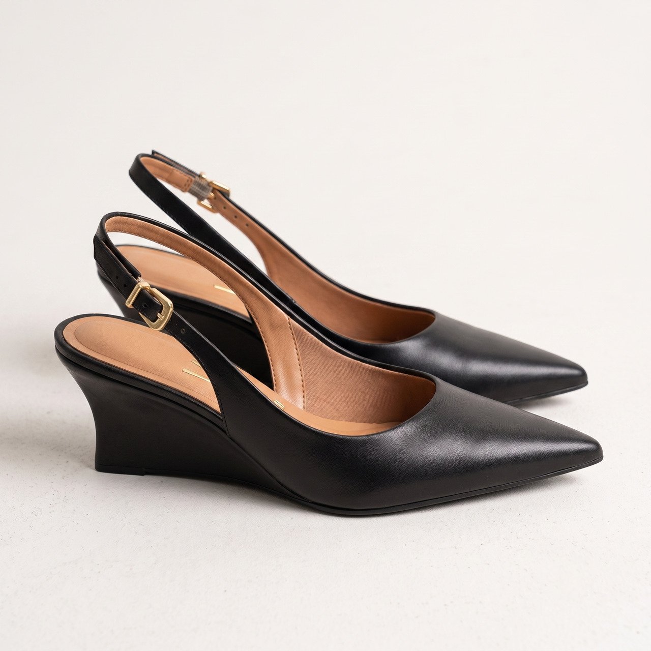 Scarpin Vizzano Slingback Anabela Preto Preto 3