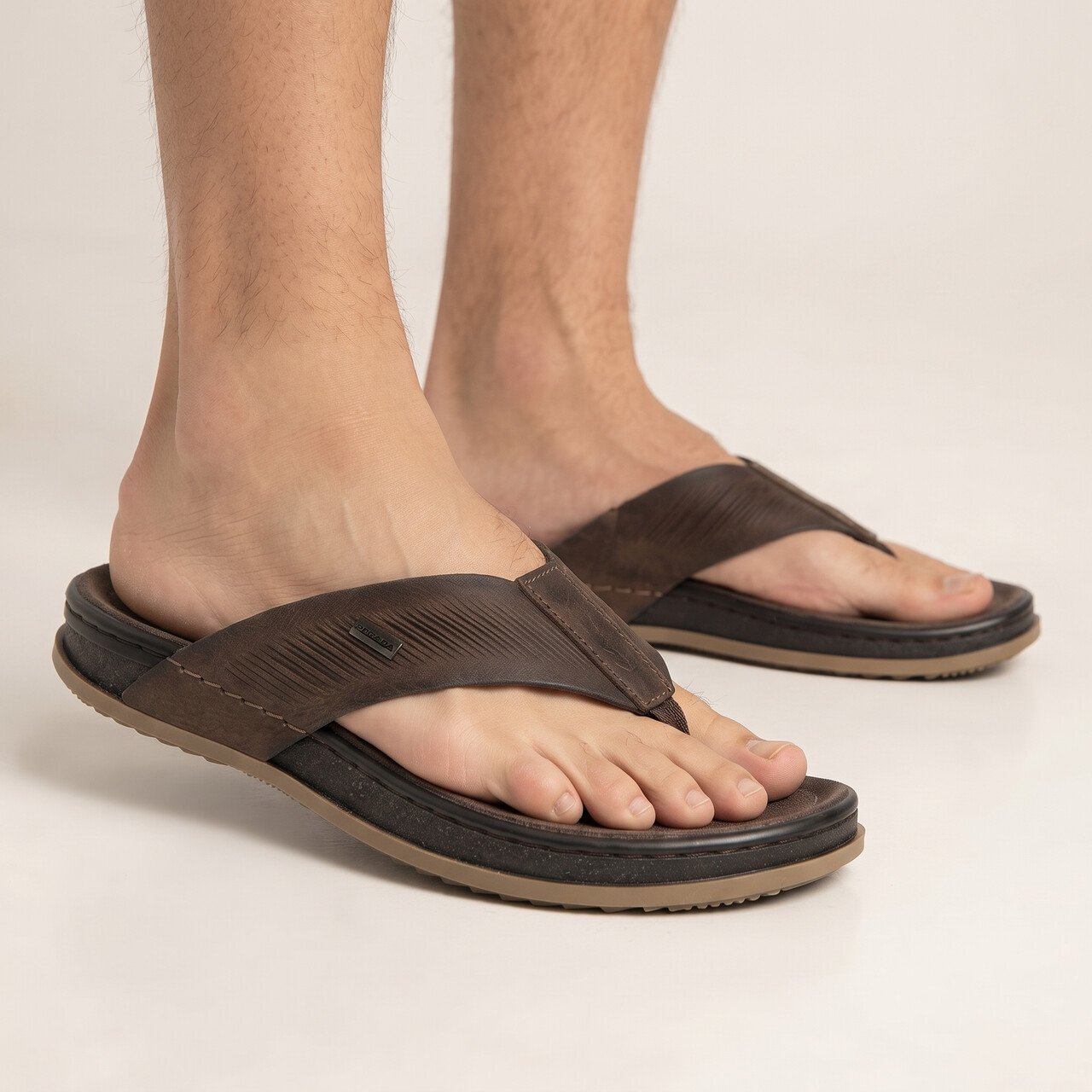 Chinelo Masculino Pegada Em Couro Marrom Marrom 2