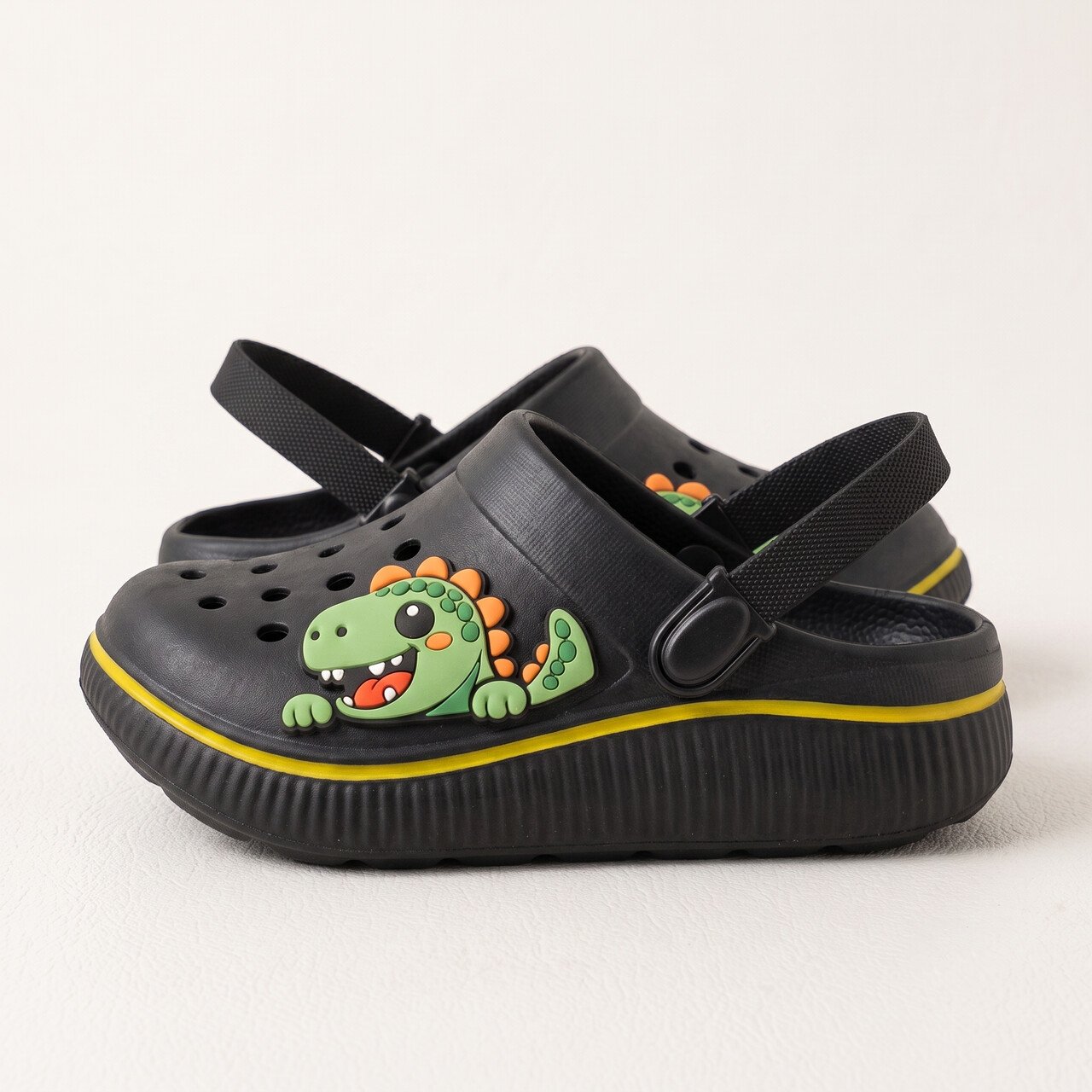 Babuche Infantil Molekinho Dinossauro Preto Preto 3