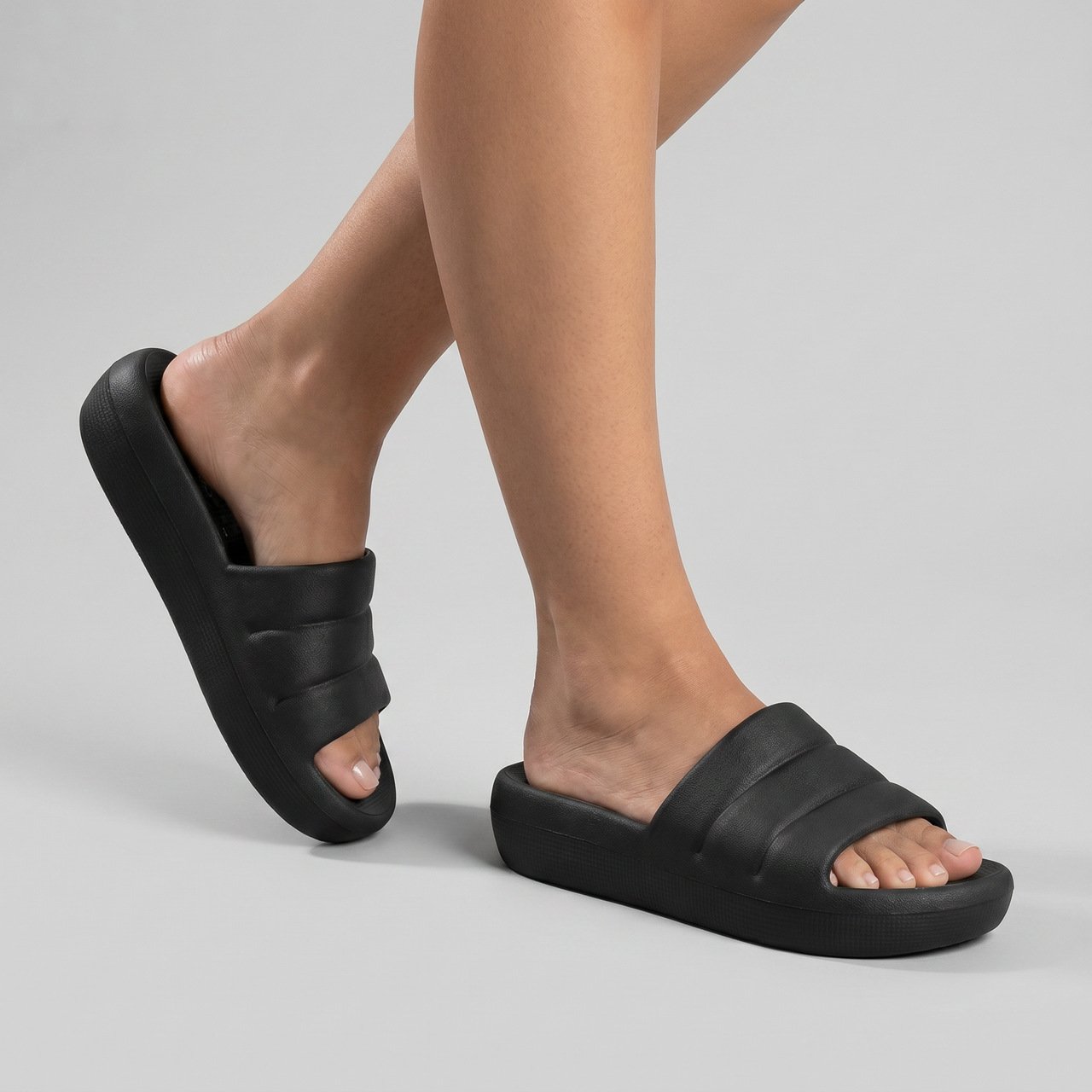 Chinelo Nuvem Marshmallow Piccadilly Preto Preto 2
