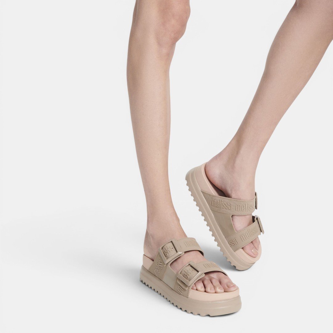Tamanco Melissa Cozy M-Lover Platform Bege Bege 5