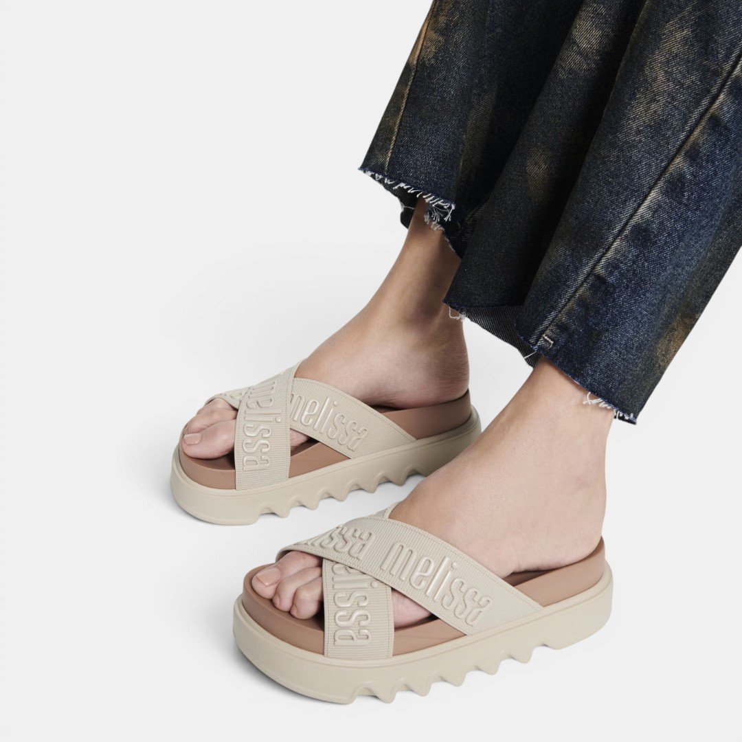 Tamanco Melissa Cross M-Lover Platform Bege Bege 5