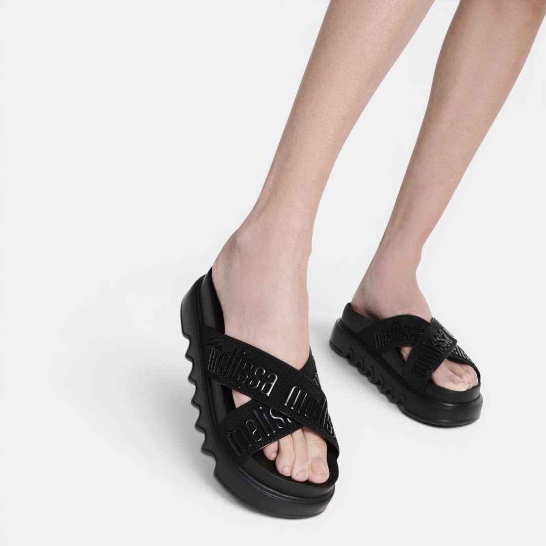 Tamanco Melissa Cross M-Lover Platform Preto Preto 3