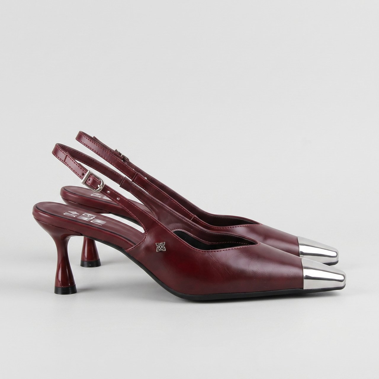 Scarpin Slingback Di Valentini Biqueira De Metal Vinho Vermelho 3
