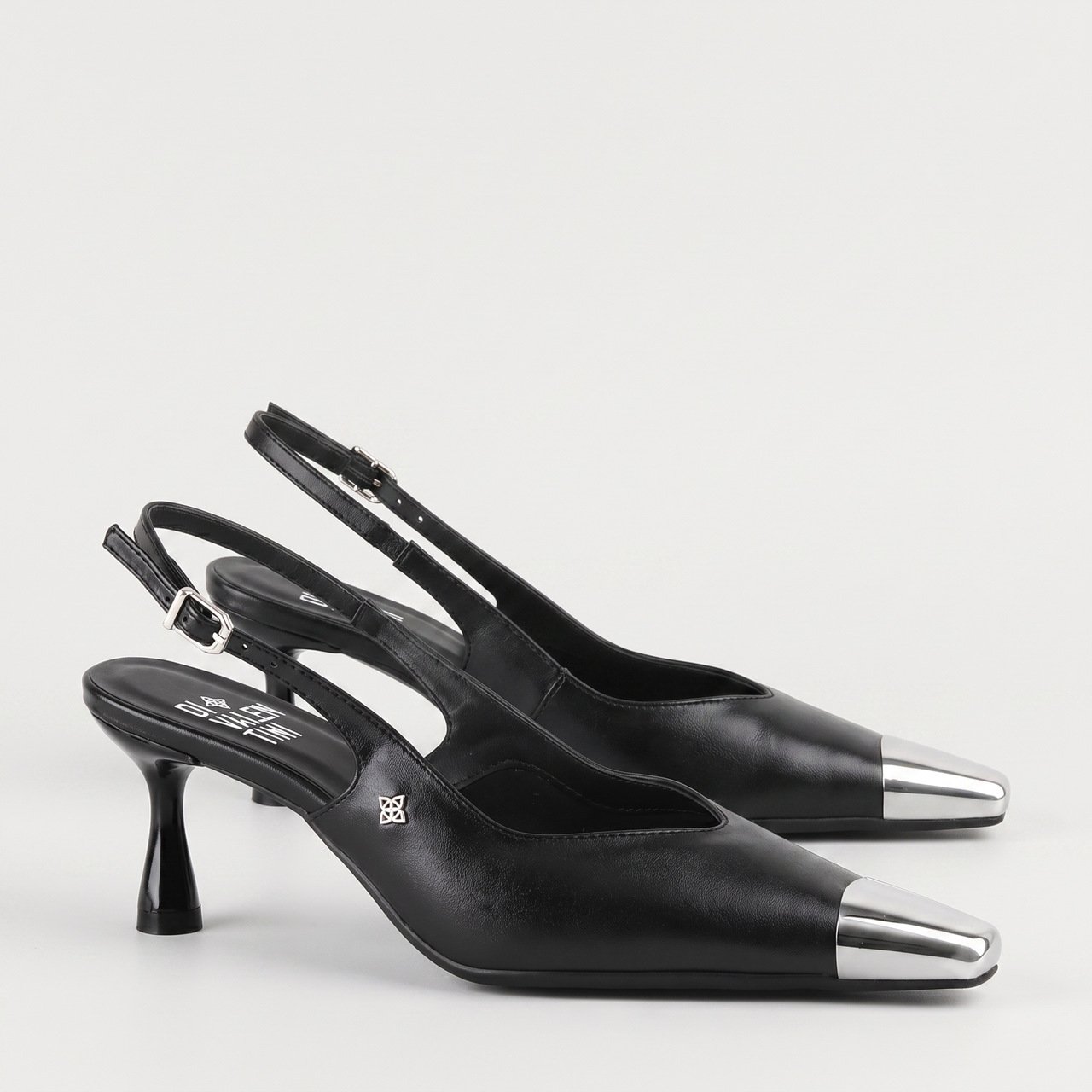 Scarpin Slingback Di Valentini Biqueira De Metal Preto Preto 3
