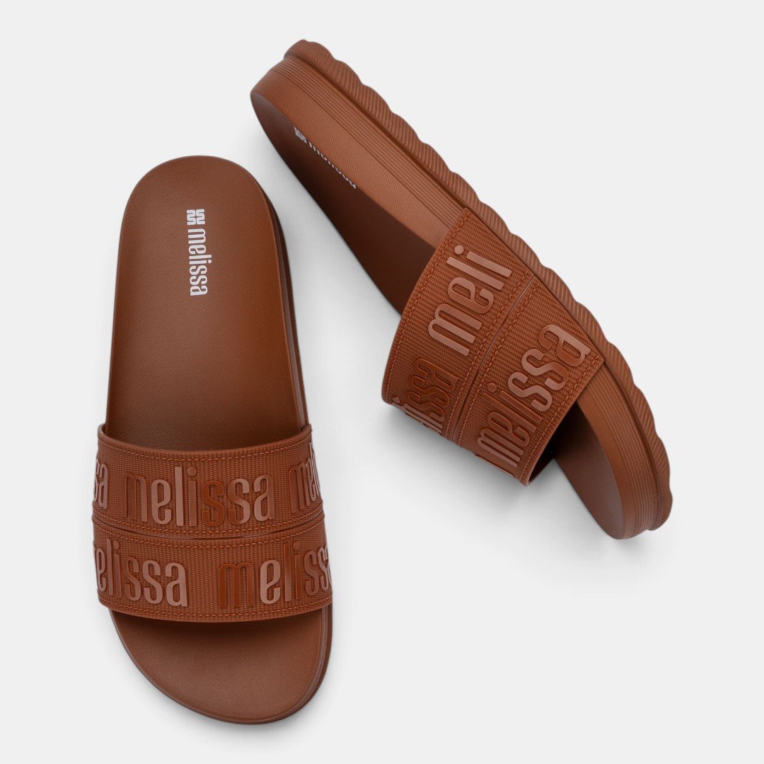 Chinelo Melissa Cozy Slide M-Lover Bold Marrom Marrom 2
