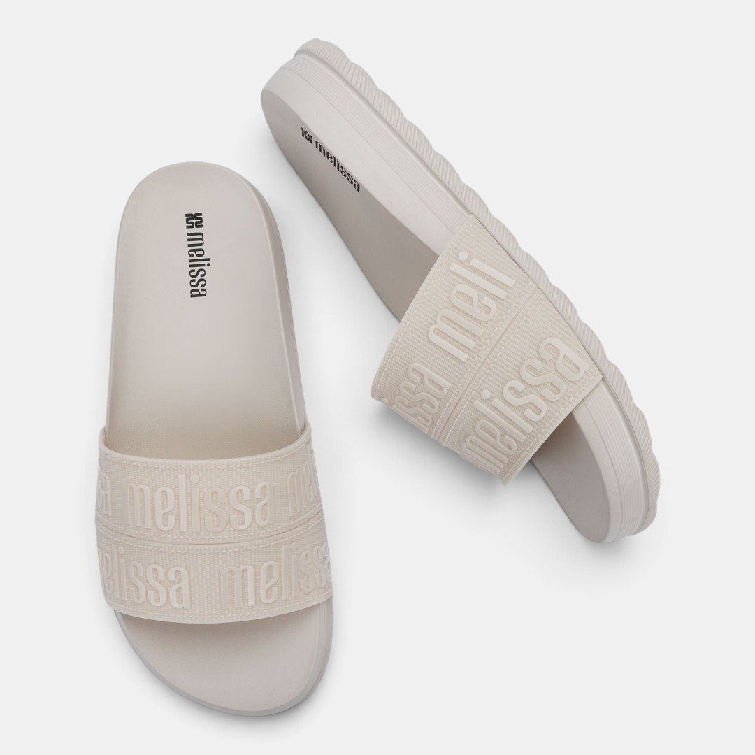 Chinelo Melissa Cozy Slide M-Lover Bold Bege Bege 2