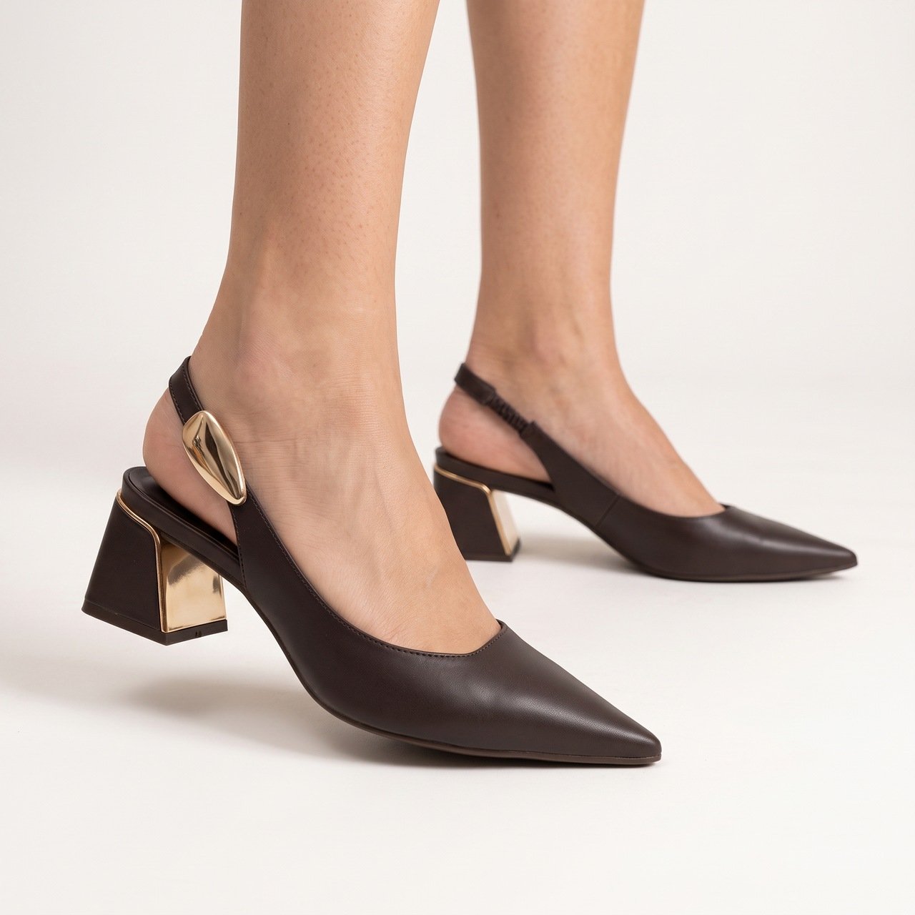 Scarpin Slingback Bebecê Marrom Marrom 2