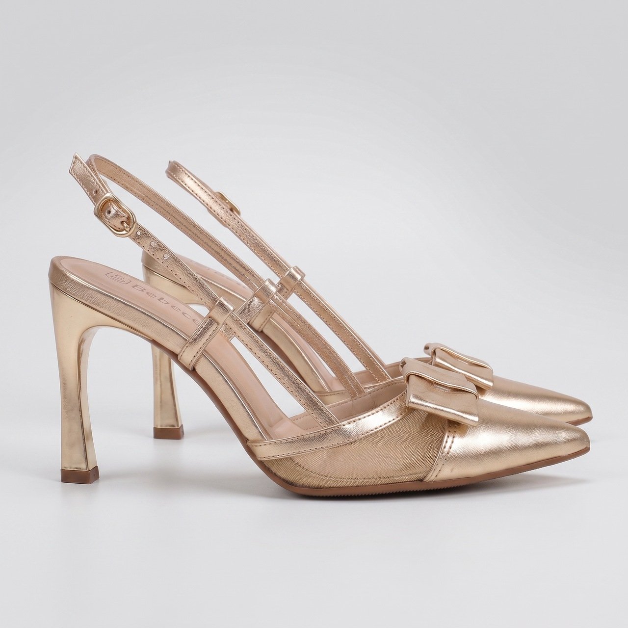 Scarpin Slingback Bebecê Com Telinha e Laço Dourado Dourado 3