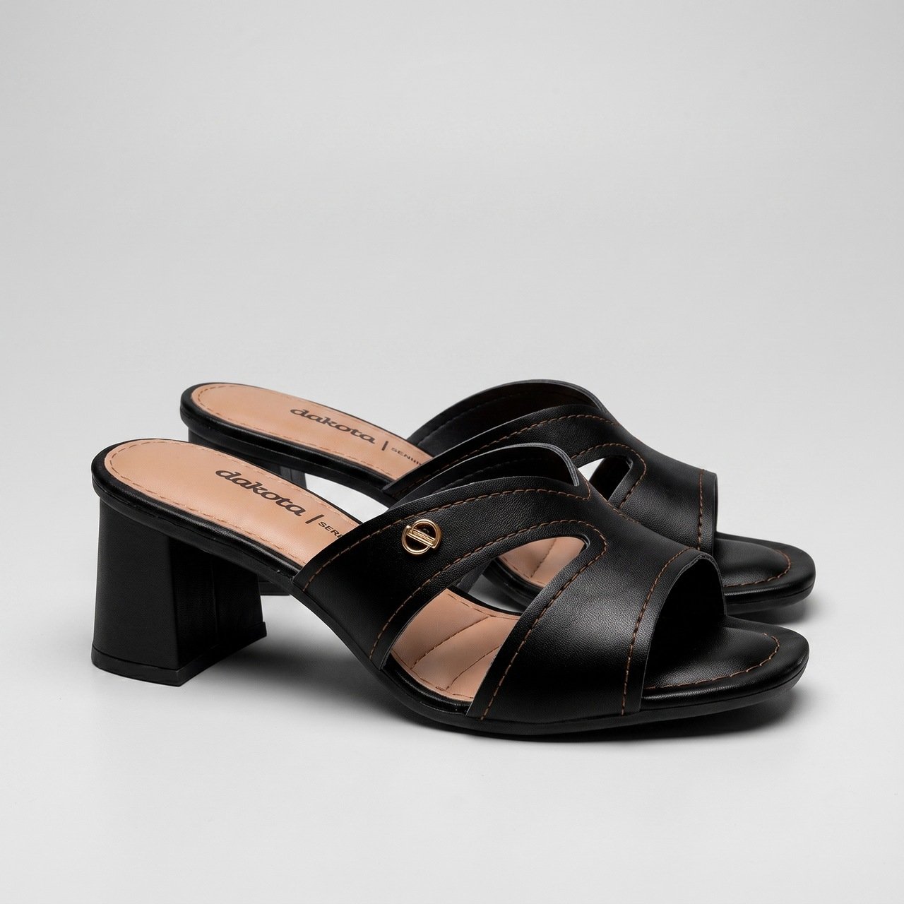 Tamanco Dakota Feminino Salto Bloco Preto Preto 3