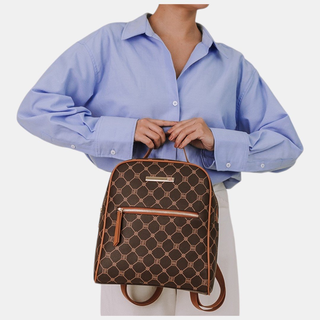 Mochila Rafitthy Signature Monogram Marrom Marrom 2